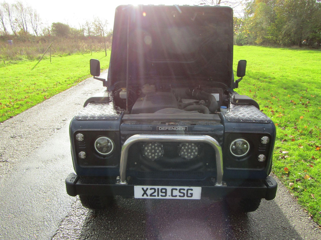 Land Rover Defender Hard-top Td5 Green #9