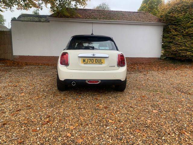 Mini Hatch 1.5 Cooper Exclusive II - 2020 70 MJ70OUL White #3