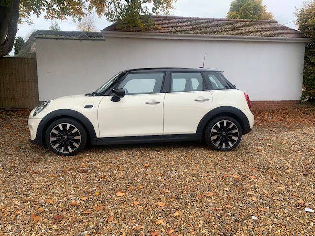 Mini Hatch 1.5 Cooper Exclusive II - 2020 70 MJ70OUL White #4