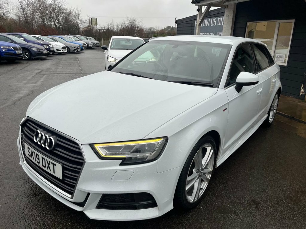 Audi A3 1L S Line SK19DXT White #5