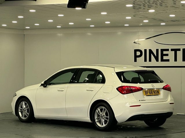 Mercedes-Benz A Class 1.5 A180d Se Hatchback 7G-dct Euro 6 S BF68NXW White #5