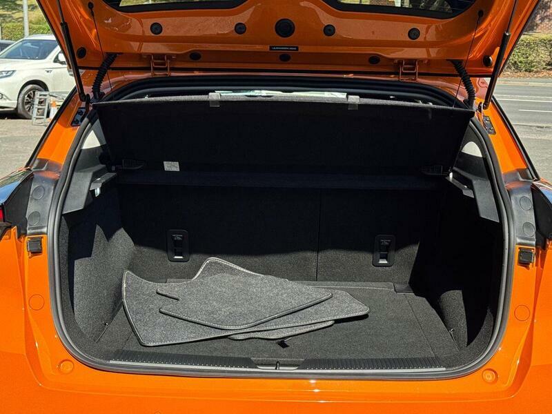 MG MG4 77Kwh Trophy Extended Range DY25GFK Orange #3