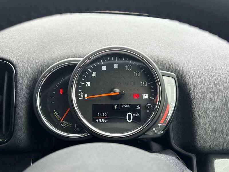Mini Countryman 1.5 10Kwh Cooper Se Classic Suv Plug-in Black #2