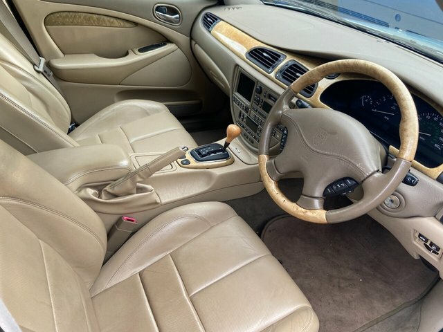 Jaguar S-Type 3.0 V6 Saloon 285 Gkm, 240 Blue #17
