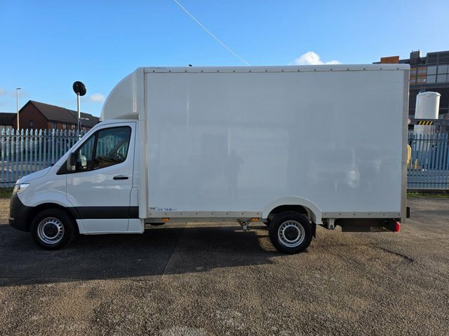Mercedes-Benz Sprinter 2.1 314 Cdi Progressive Mwb Low Loader L2 143 Bhp PG21CXE White #2
