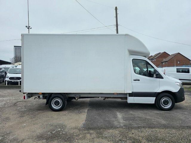 Mercedes-Benz Sprinter 2.1 316 Cdi Progressive Lwb Luton L3 163 Bhp Euro KS70EWA White