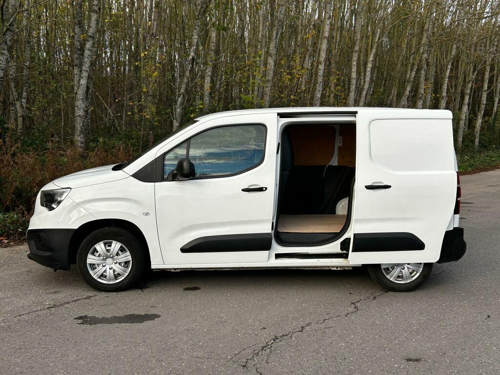 Vauxhall Combo 1.5 Turbo D 2000 Dynamic L1 H1 Euro 6 VK22HLE White #6