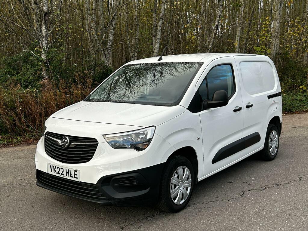 Vauxhall Combo 1.5 Turbo D 2000 Dynamic L1 H1 Euro 6 VK22HLE White #3
