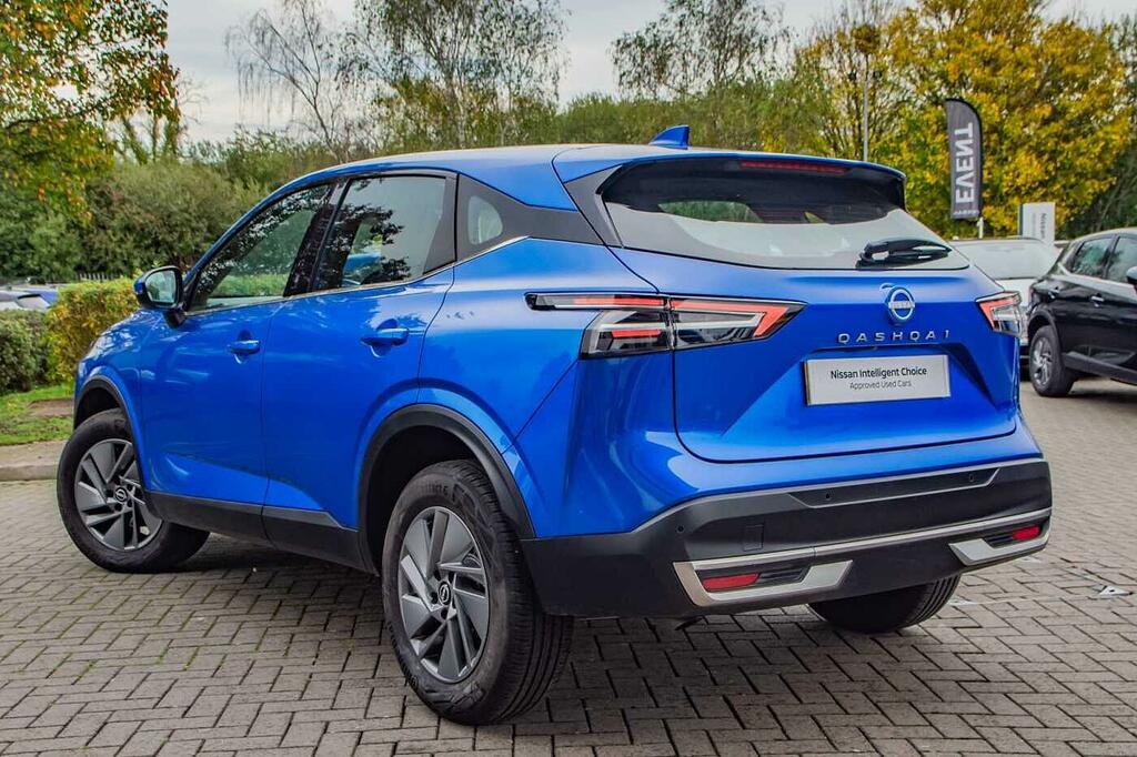 Nissan Qashqai 1.3 Dig-t Mh 158 Acenta Premium Xtronic Blue #3