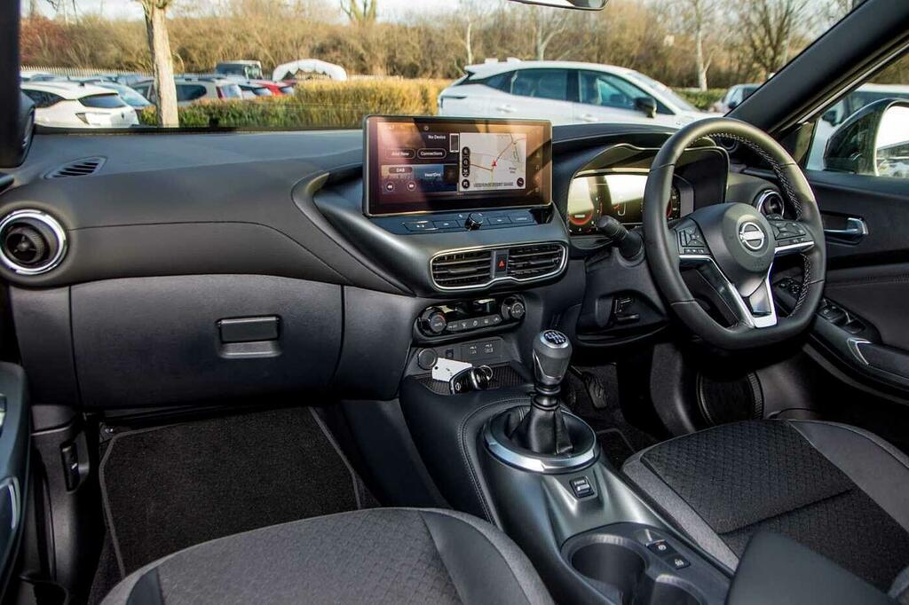 Nissan Juke 1.0 Dig-t N-connecta  White #2