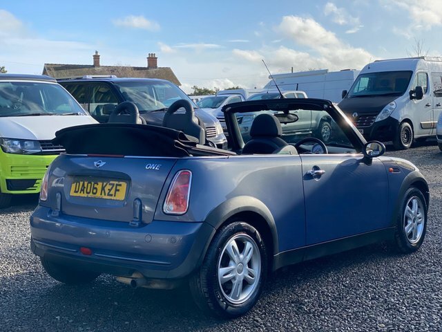 Mini Convertible 1.6 One Euro 4 Blue #4