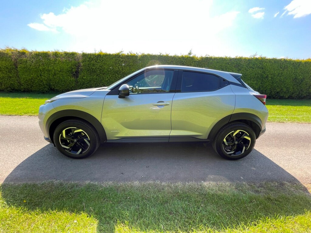 Nissan Juke 1.6 Hybrid N-connecta BV72YHK Silver #4