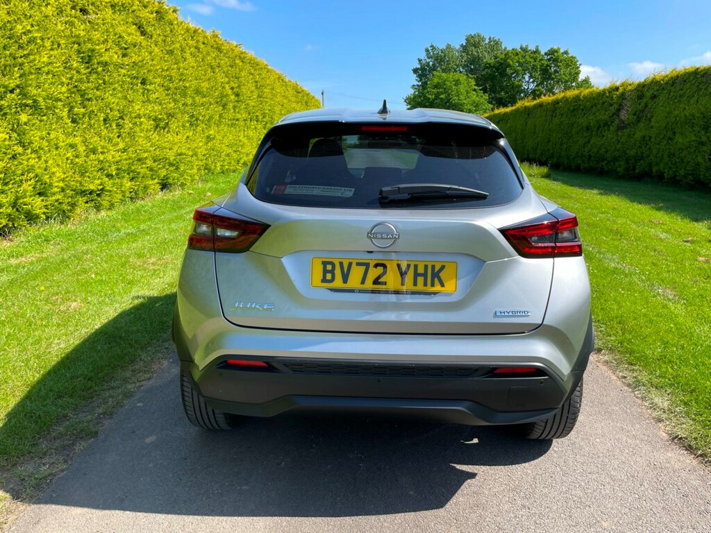 Nissan Juke 1.6 Hybrid N-connecta BV72YHK Silver #6
