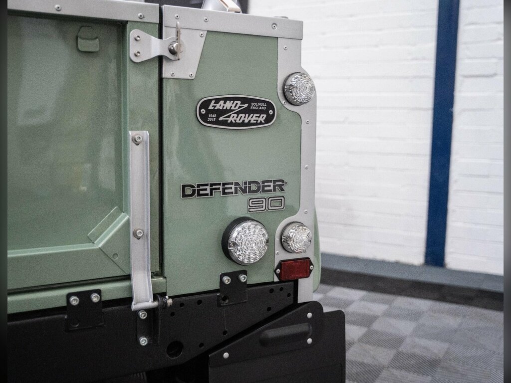 Land Rover Defender 90 Suv Grey #29