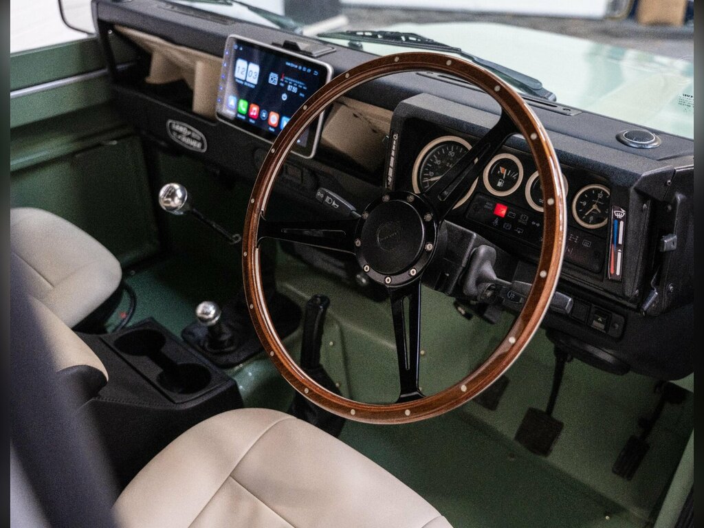 Land Rover Defender 90 Suv Grey #5