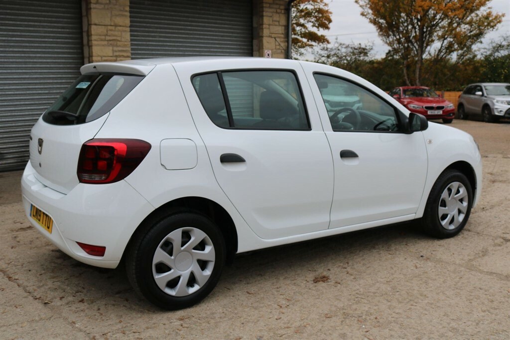 Dacia Sandero 0.9 Tce Essential Euro 6 Ss LM19TTU White #6