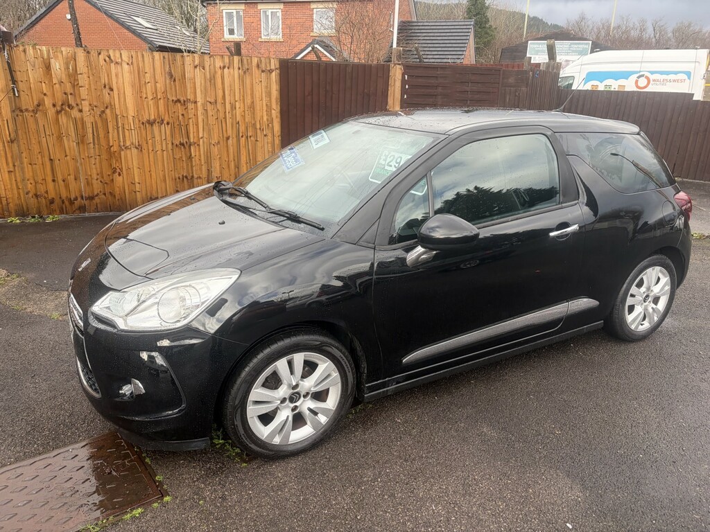 Citroen DS3 Hatchback 1.6 E-hdi Airdream Dstyle 2014 BL63BHO Black #4