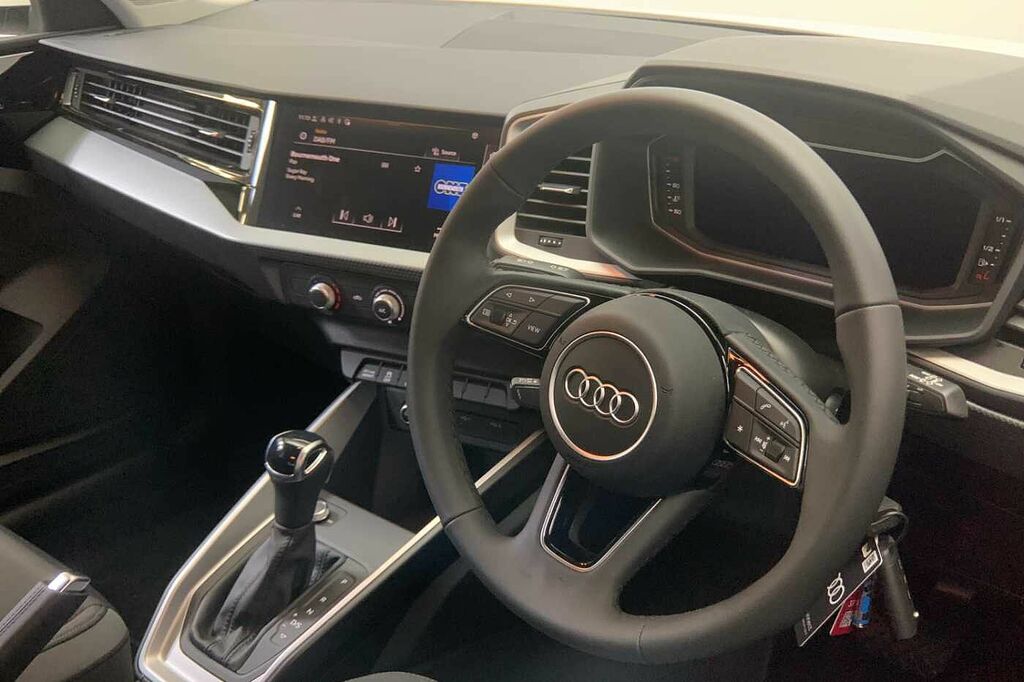 Audi A1 Sport 30 Tfsi 116 Ps S Tronic - 2024 White #6