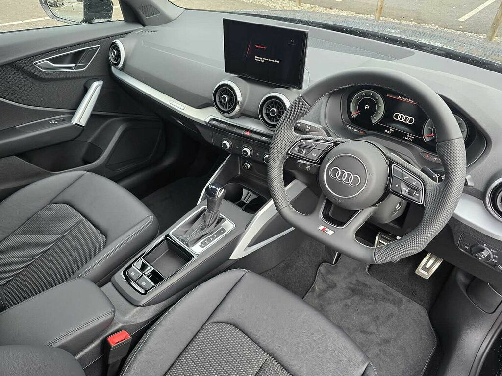 Audi Q2 Black Edition 35 Tfsi 150 Ps S Tronic - 2025 WG75CSV Black #6