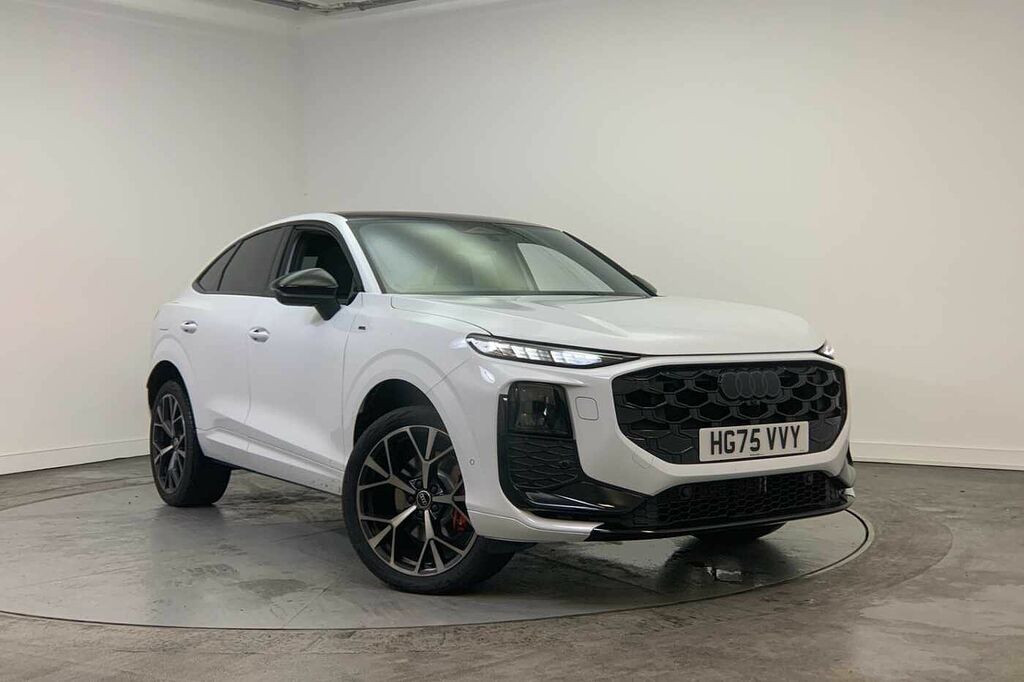 Audi Q3 Launch Edition Plus E-hybrid 272 Ps S Tronic - 202 White