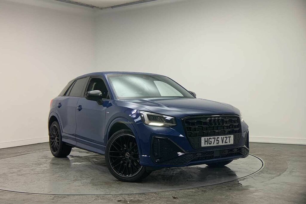 Audi Q2 Black Edition 35 Tfsi 150 Ps S Tronic - 2025 Blue