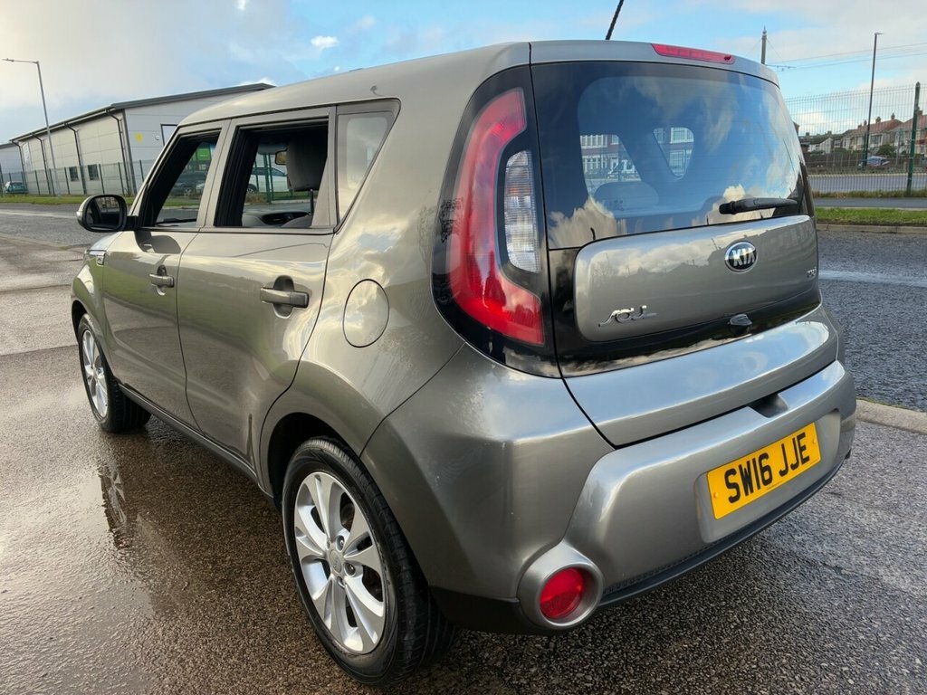 Kia Soul 1.6L Connect Silver #5