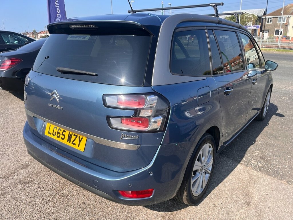 Citroen Grand C4 Picasso 1.6L Bluehdi Exclusive Plus LG65WZY Blue #4