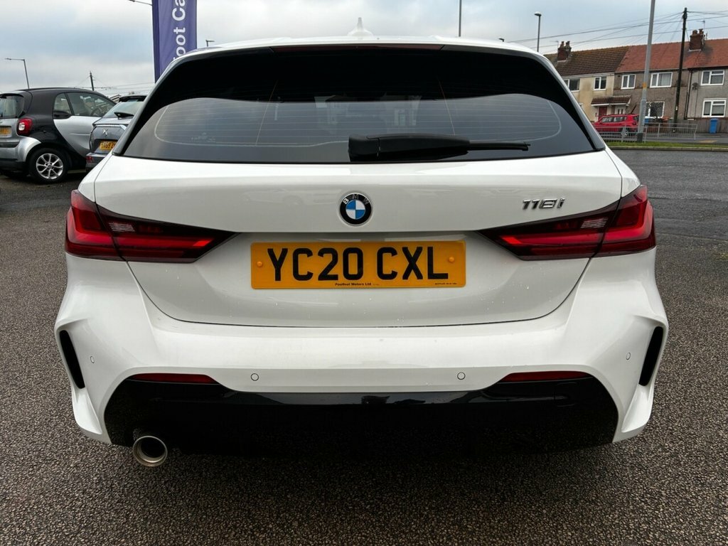 BMW 1 Series 1.5L M Sport YC20CXL White #5