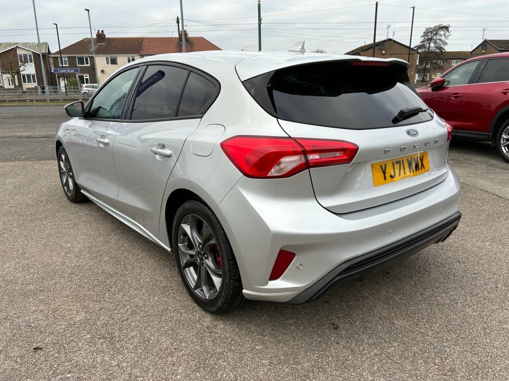 Ford Focus 1L St-line YJ71WWX Silver #5