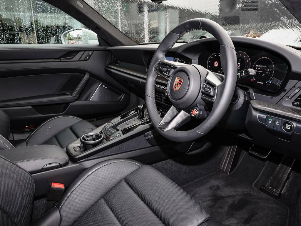 Porsche 911 Carrera S   #3