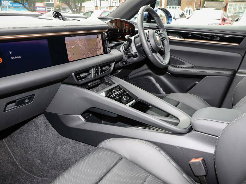 Porsche Macan 4 Electric Blue #3