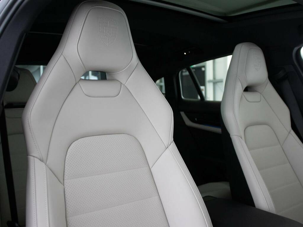 Porsche Panamera Panamera Black #2