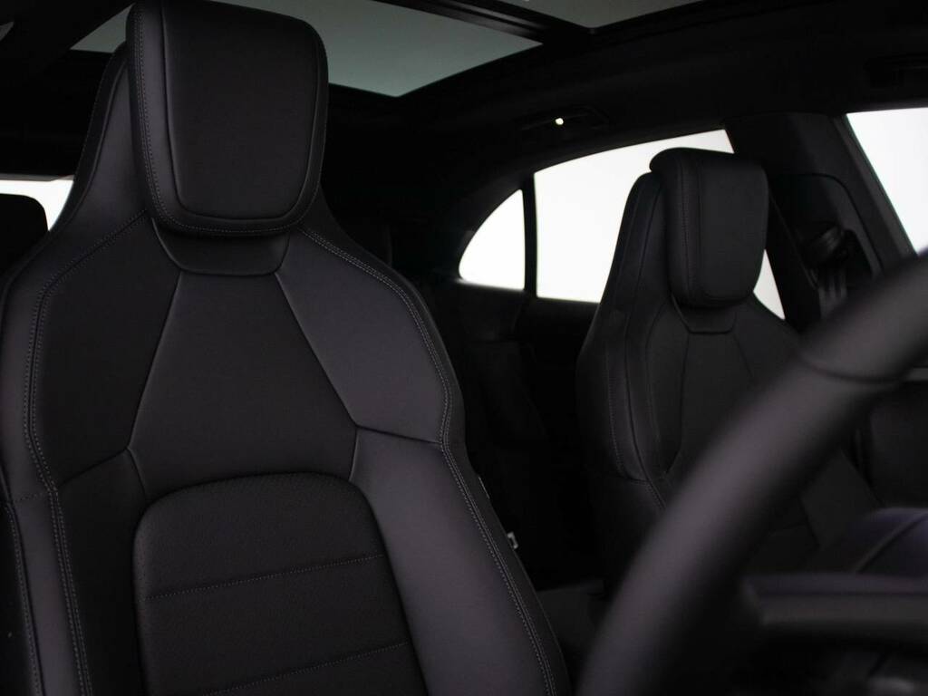 Porsche Macan Electric Grey #5