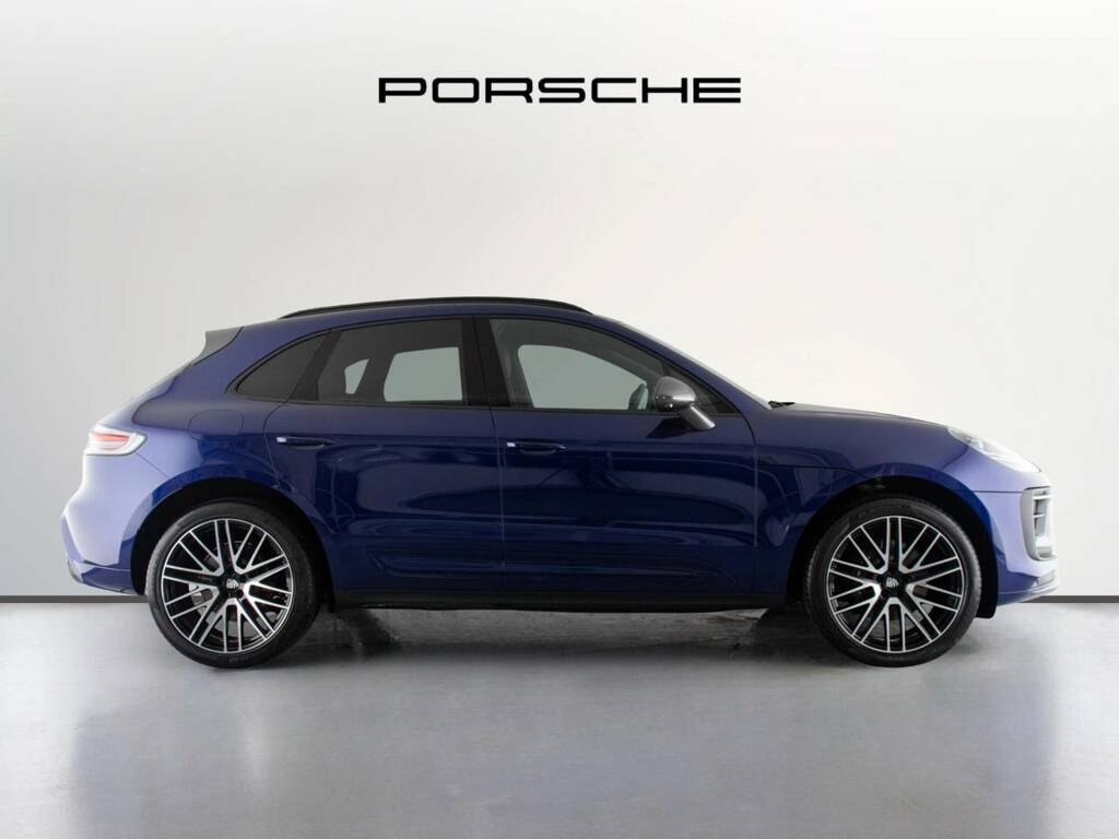 Porsche Macan T Blue #2