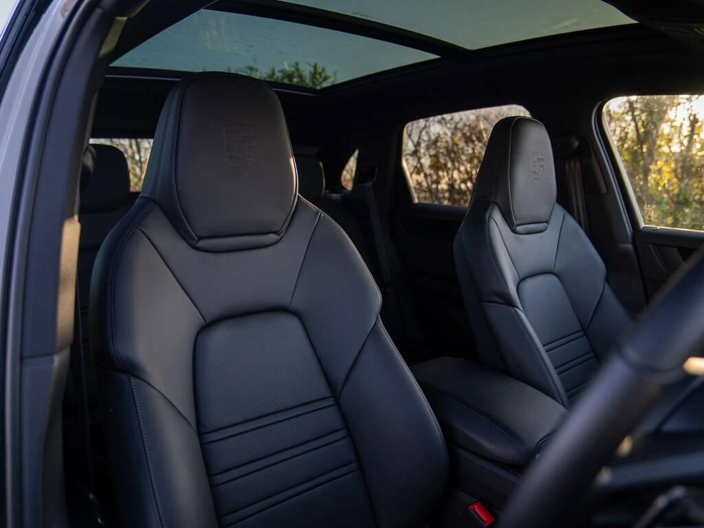 Porsche Cayenne E-hybrid Black Edition #5