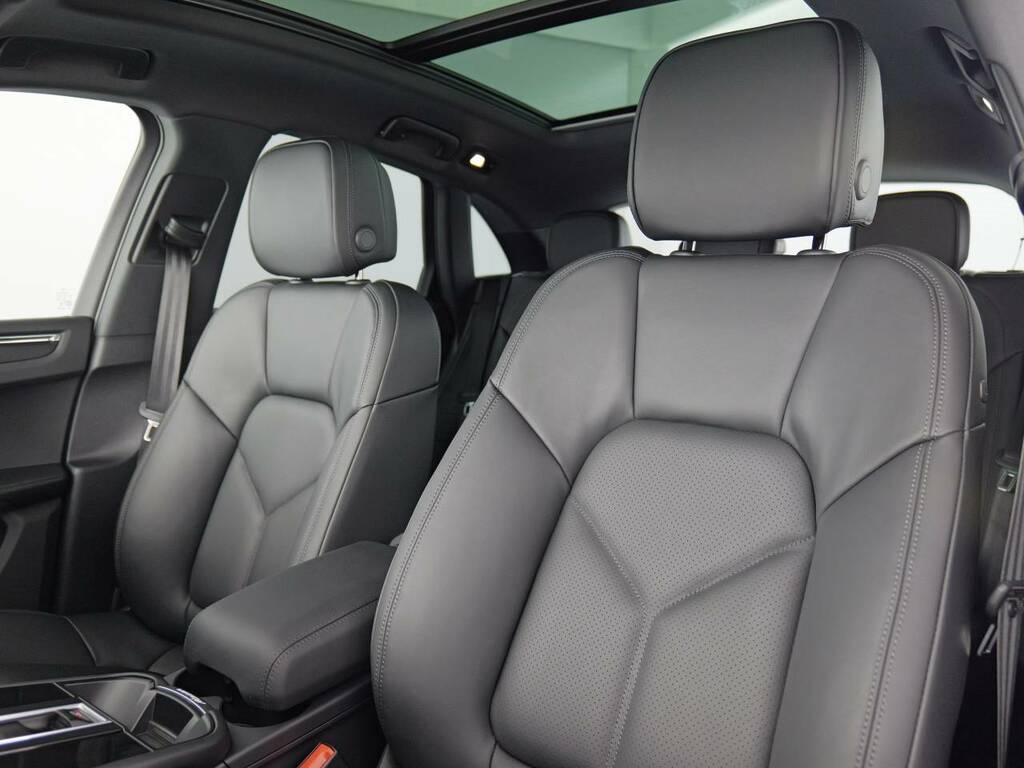 Porsche Macan Macan Grey #5