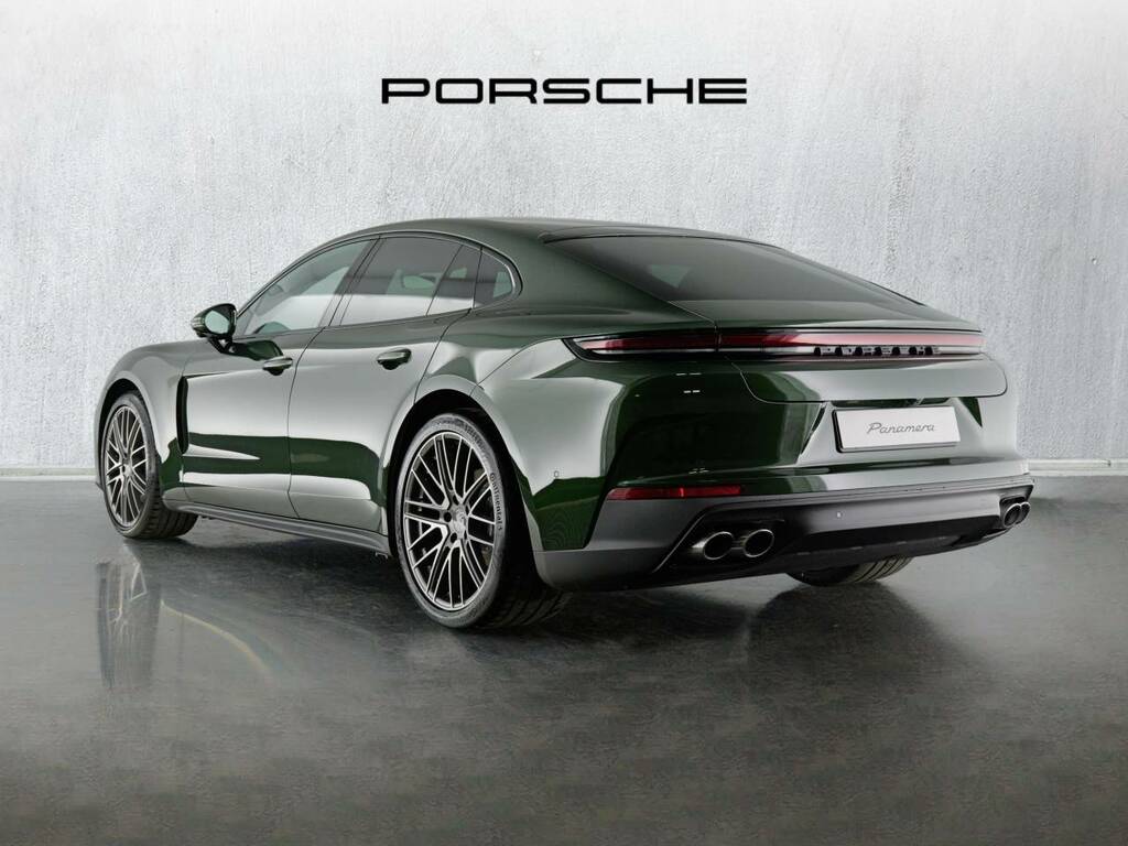 Porsche Panamera 4 Green #3