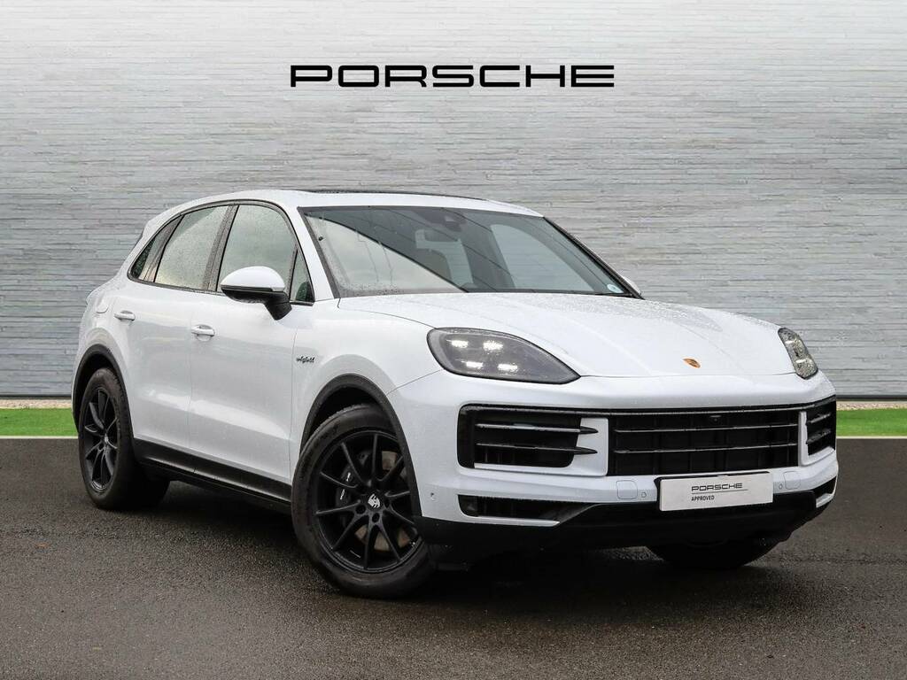 Porsche Cayenne E-hybrid White