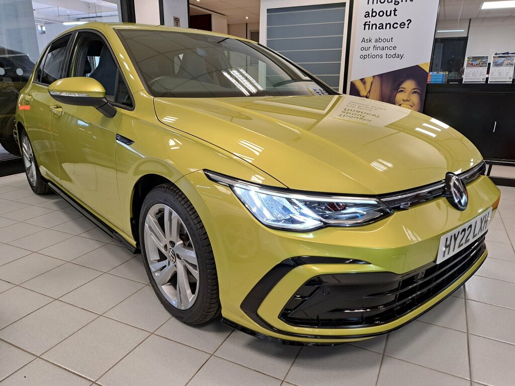 Volkswagen Golf 1.5 Etsi Mhev R-line Hatchback Hybrid D Yellow