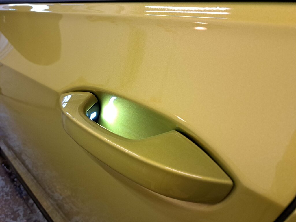 Volkswagen Golf 1.5 Etsi Mhev R-line Hatchback Hybrid D Yellow #5