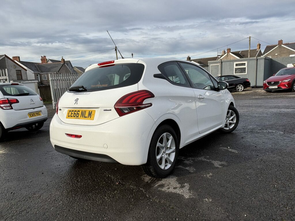 Peugeot Symbol 2 Berth White #8