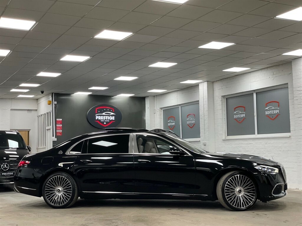 Mercedes-Benz S Class Saloon Black #5