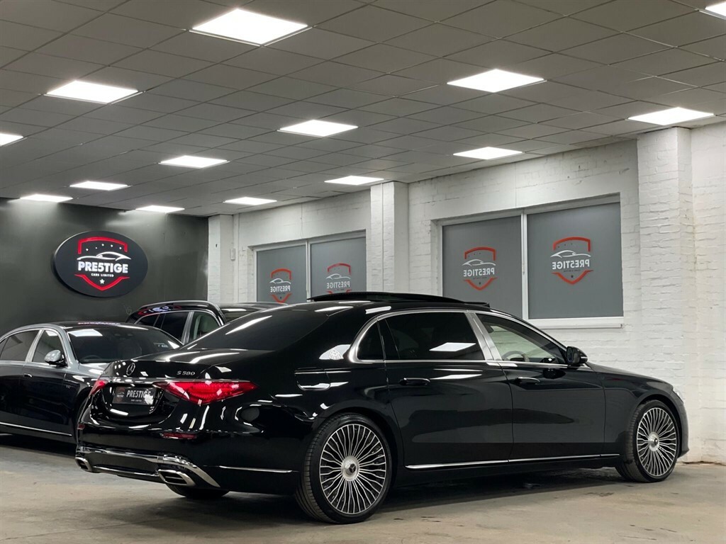 Mercedes-Benz S Class Saloon Black #3