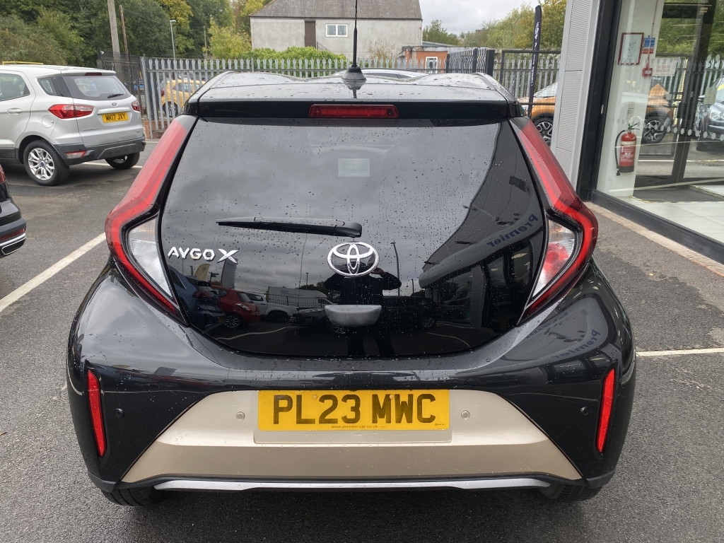 Toyota Aygo X 1.0 Vvt-i Exclusive PL23MWC Beige #5