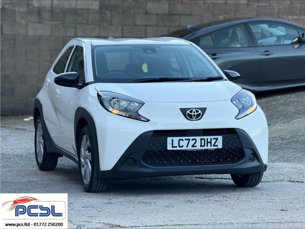 Toyota Aygo X 1.0 Vvt-i Pure Hatchback X-shift Euro 6 White #3