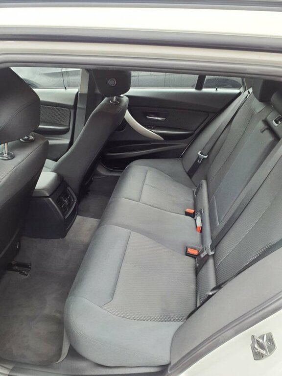 BMW 3 Series 2.0 318D Blueperformance Se Touring Aut GV15GZM White #5