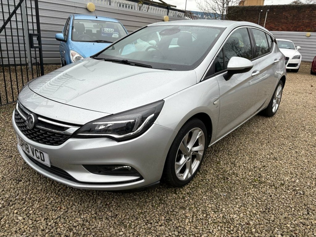Vauxhall Astra 1.6L Sri Nav DP18VCD Silver #3