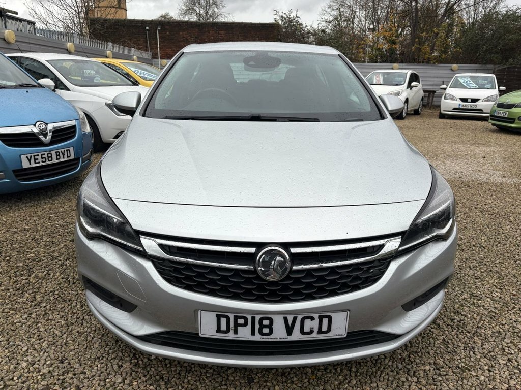 Vauxhall Astra 1.6L Sri Nav DP18VCD Silver #2