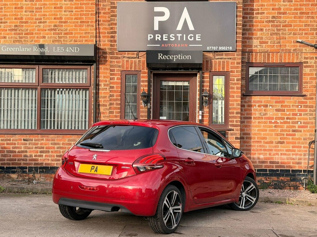Peugeot 208 1.6 Bluehdi Gt Line Euro 6 DG17FUW Red #2