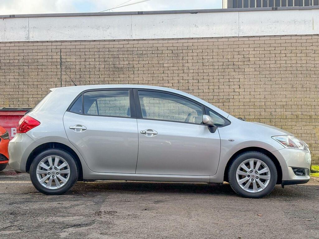 Toyota Auris Hatchback 1.6 T Spirit Multimode 200808 Silver #3